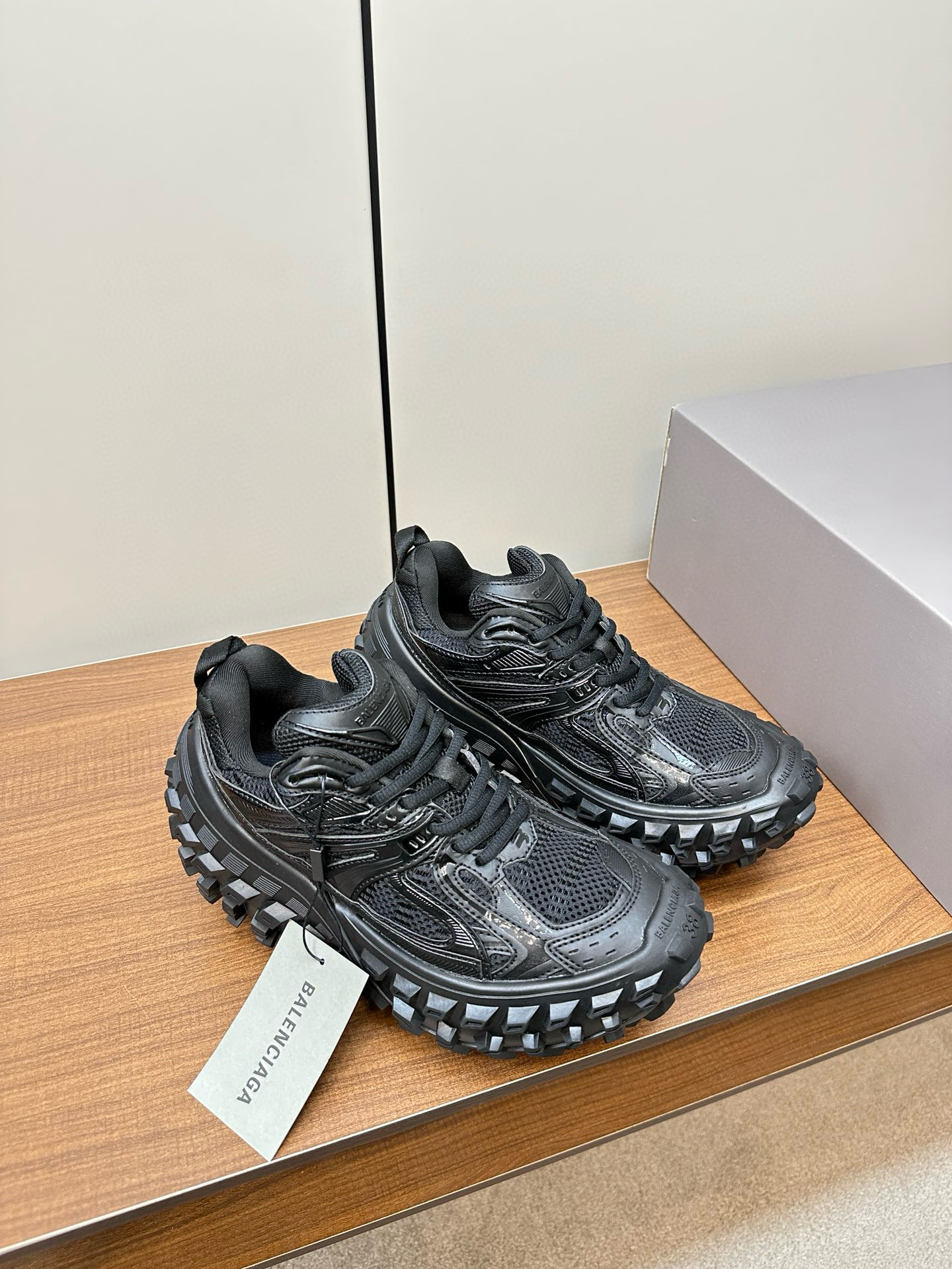 Balenciaga The Hacker Project Retro casual sports shoes with tire soles