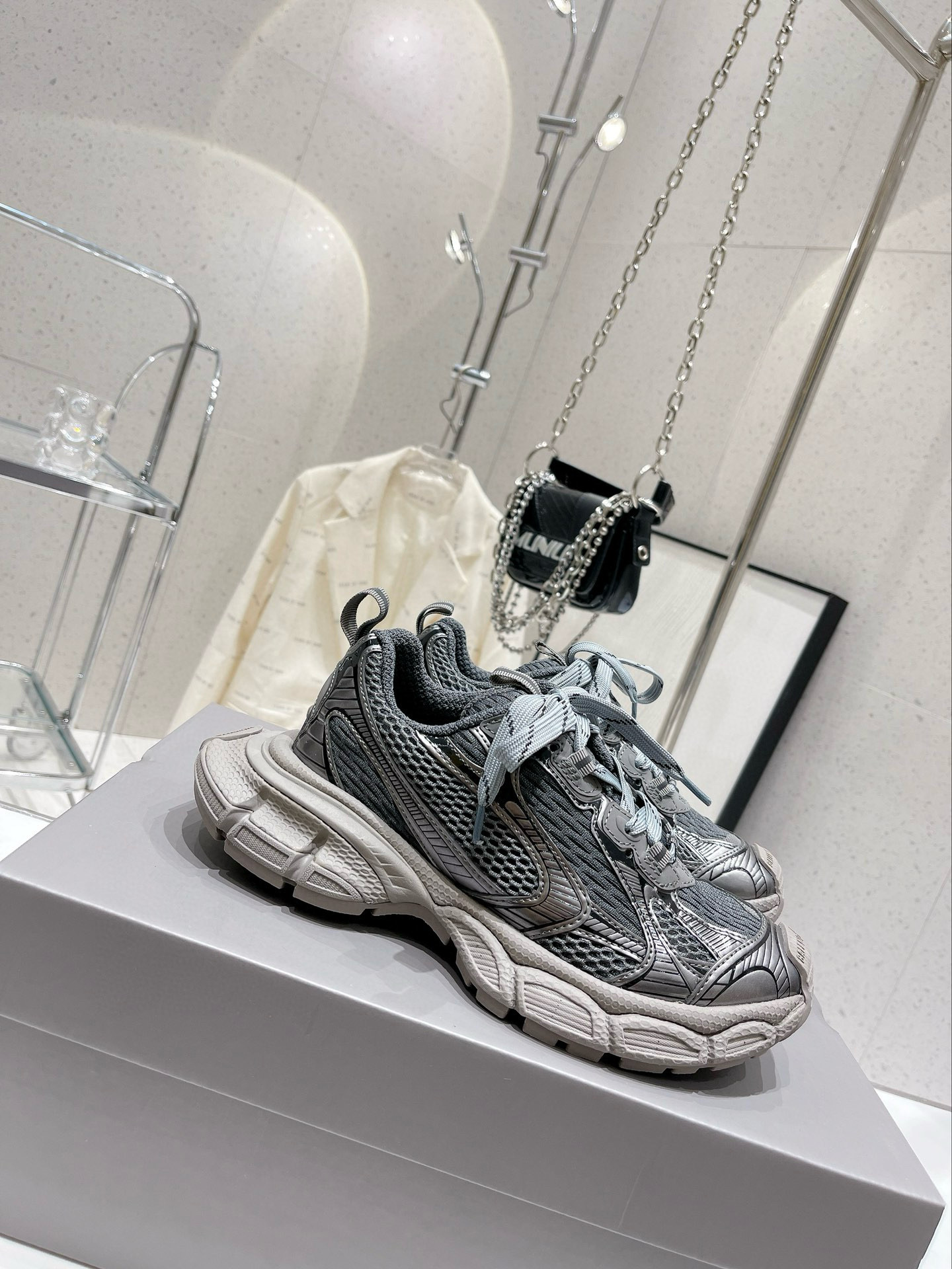 Balenciaga 3XL Sneaker Track shoe body  Runner's streamlined design women size 35-41 and men size 39-44