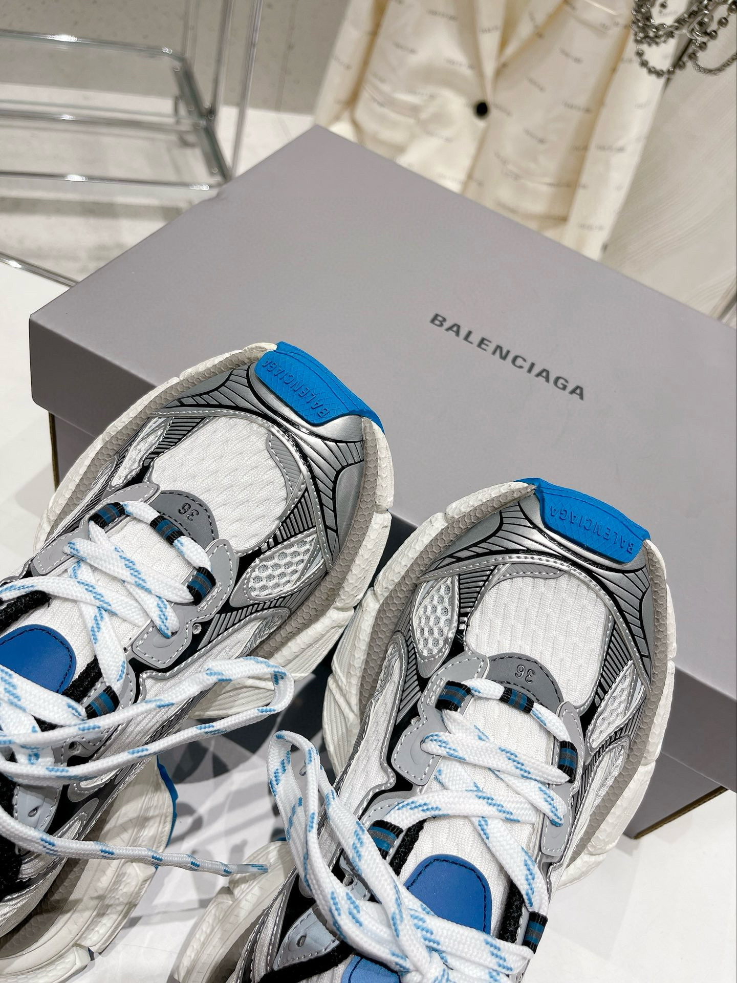 Balenciaga 3XL Sneaker Track shoe body  Runner's streamlined design women size 35-41 and men size 39-44