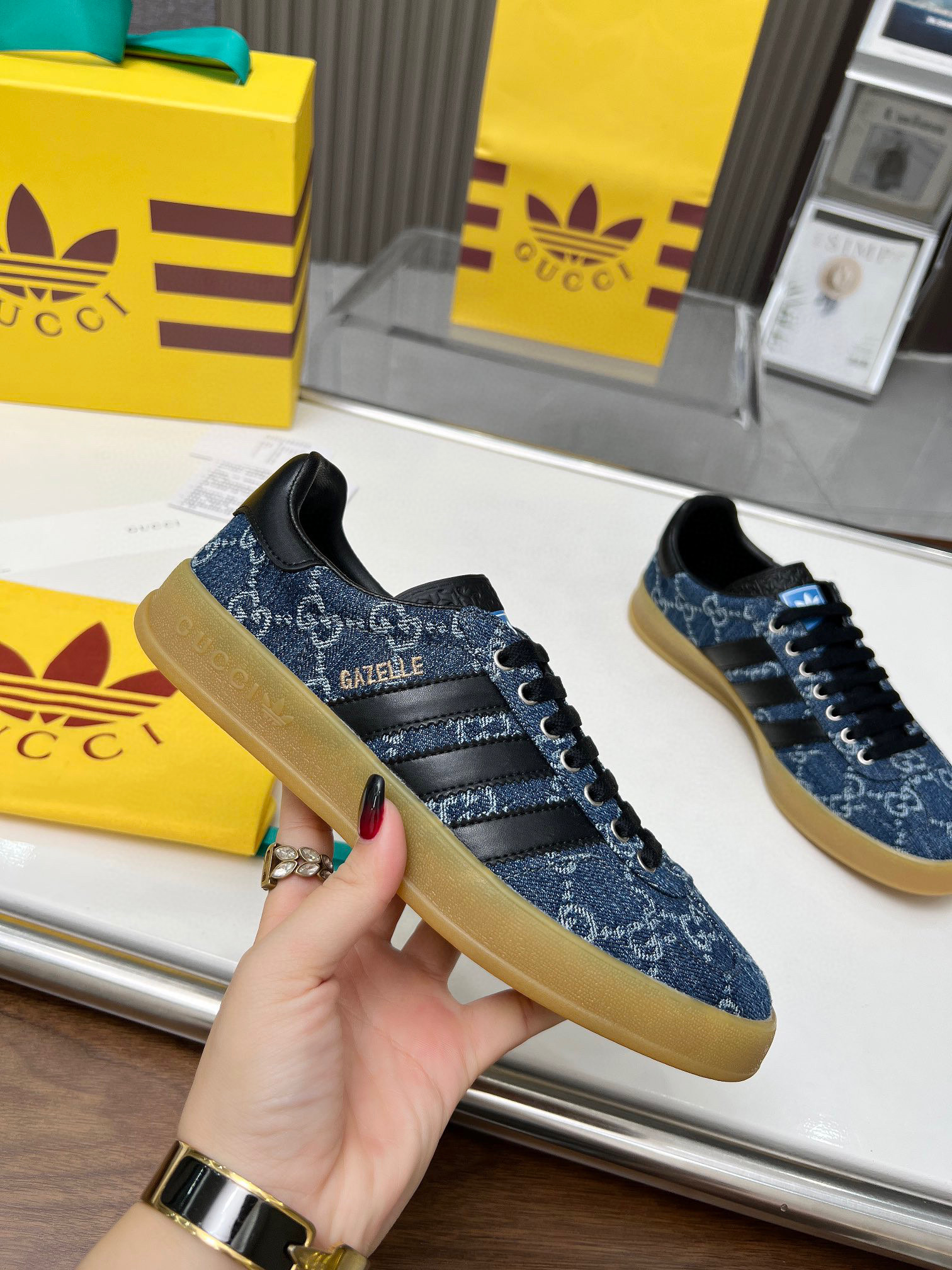 Adidas&GUCCI originals Gazalle Clover Classic Joker Leisure Shoes