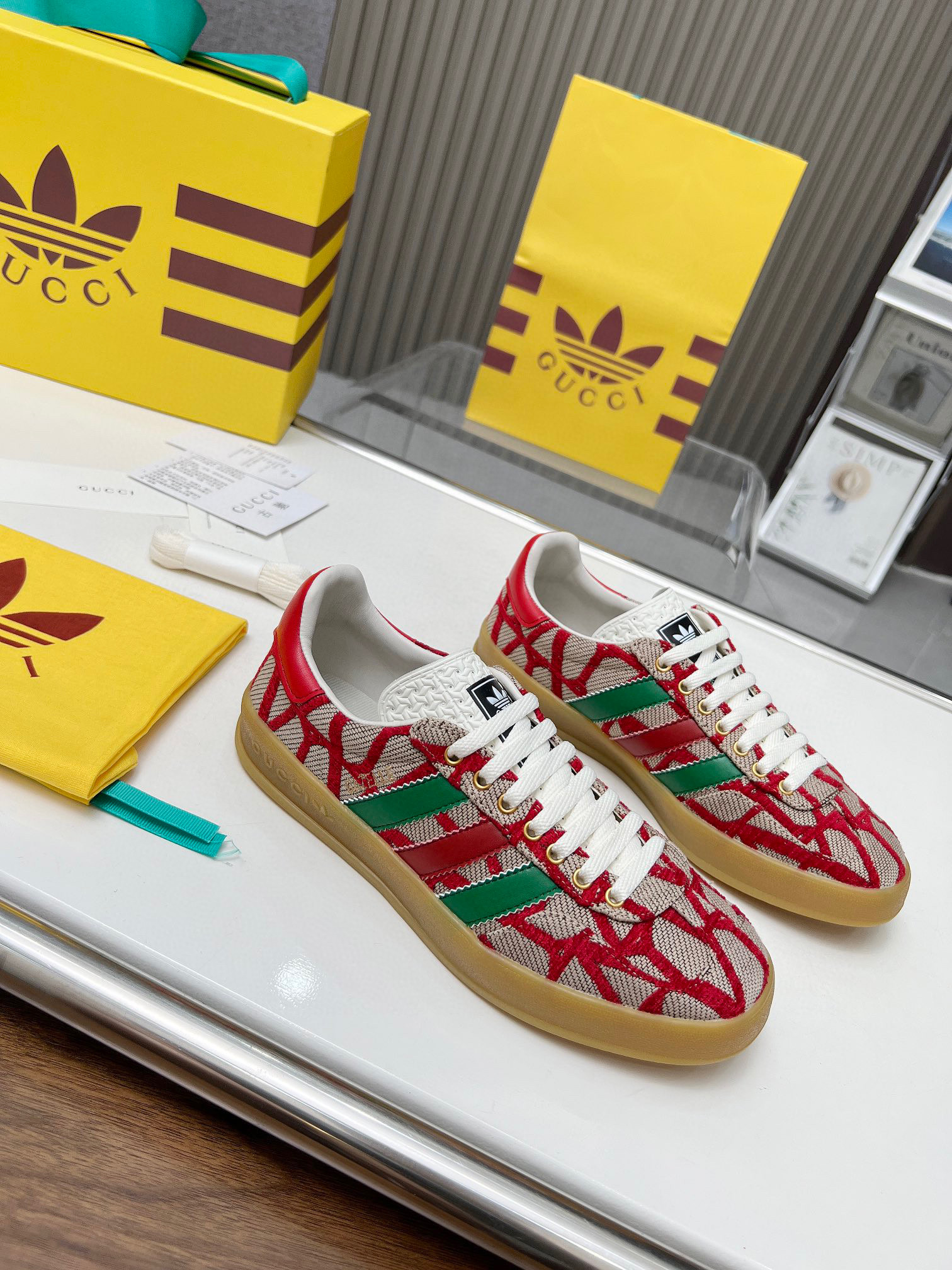 Adidas&GUCCI originals Gazalle Clover Classic Joker Leisure Shoes