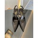 GUCCI Metal heel pointed toe single shoes