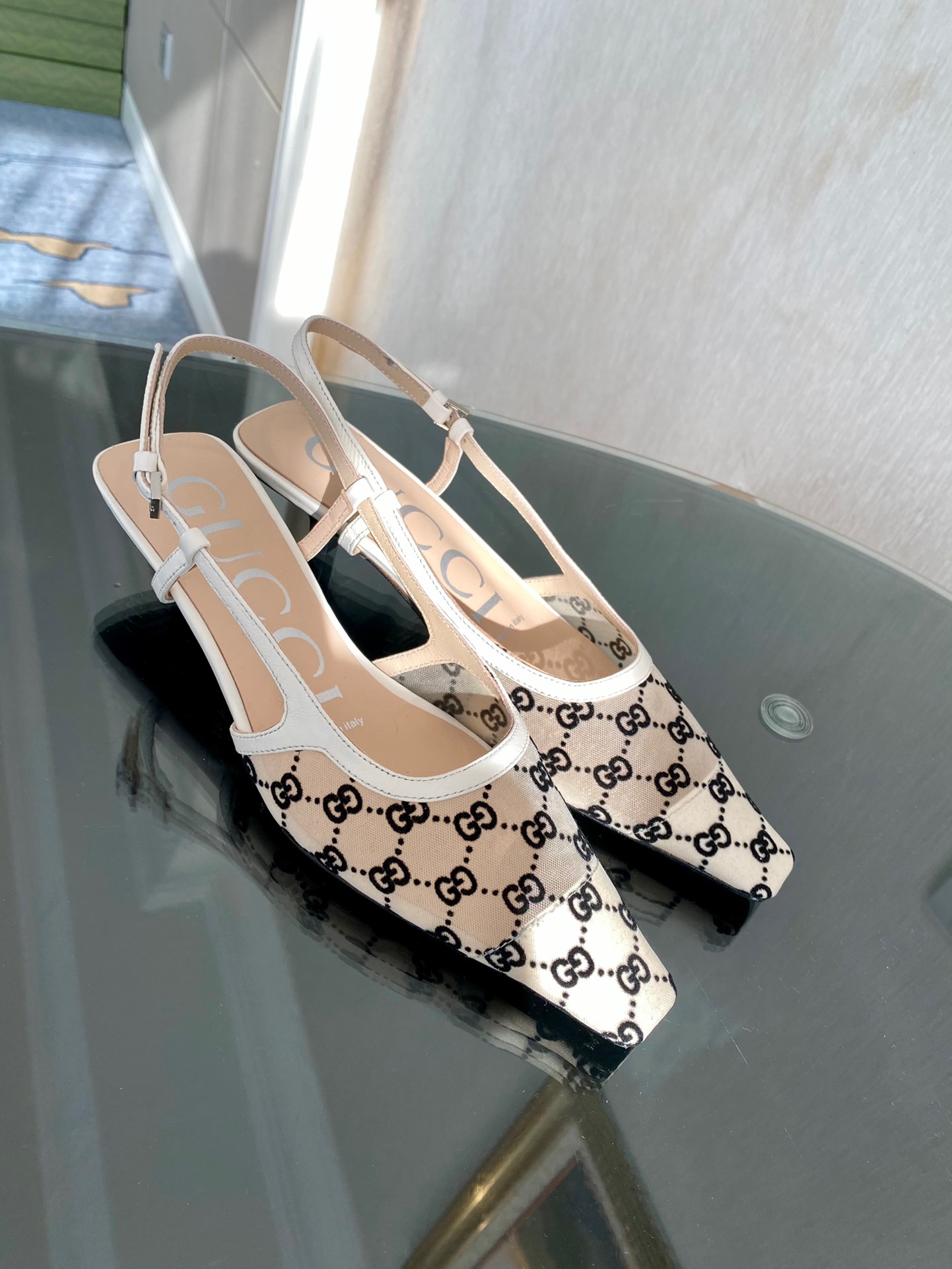 GUCCI Vintage Middle aged hot diamond mesh sandals