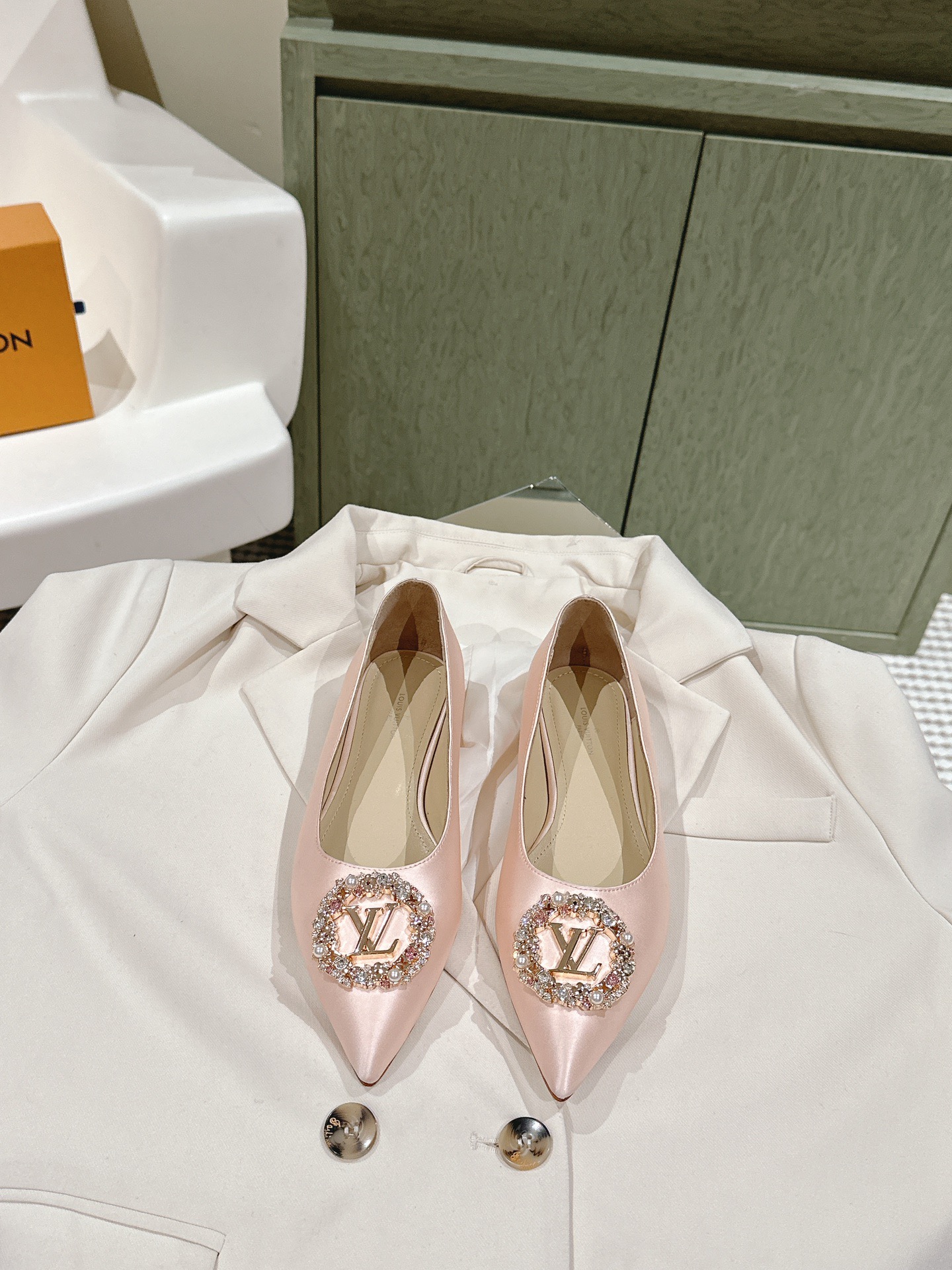 LV Cruise Pointed flat shoes