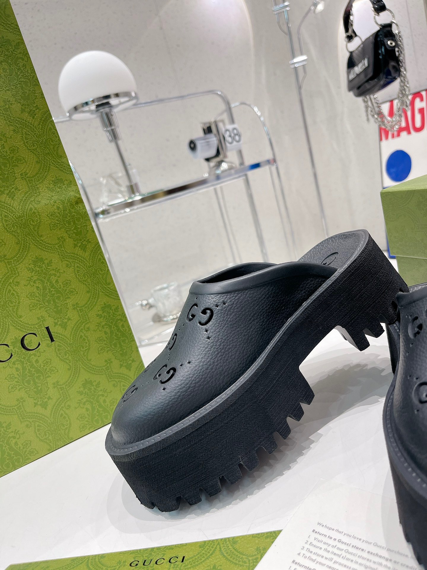 GUCCI GG Hollow hole shoes