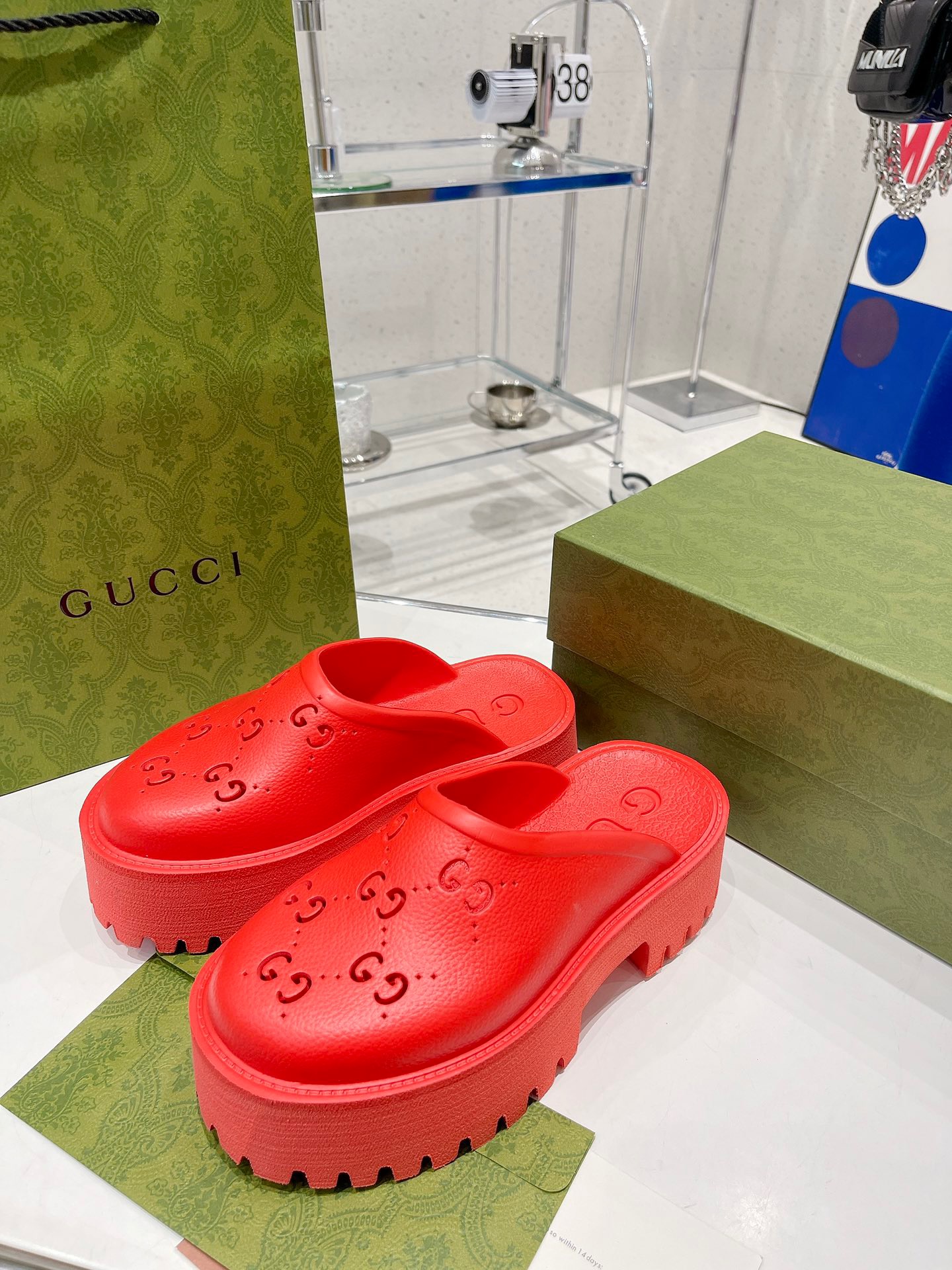 GUCCI GG Hollow hole shoes