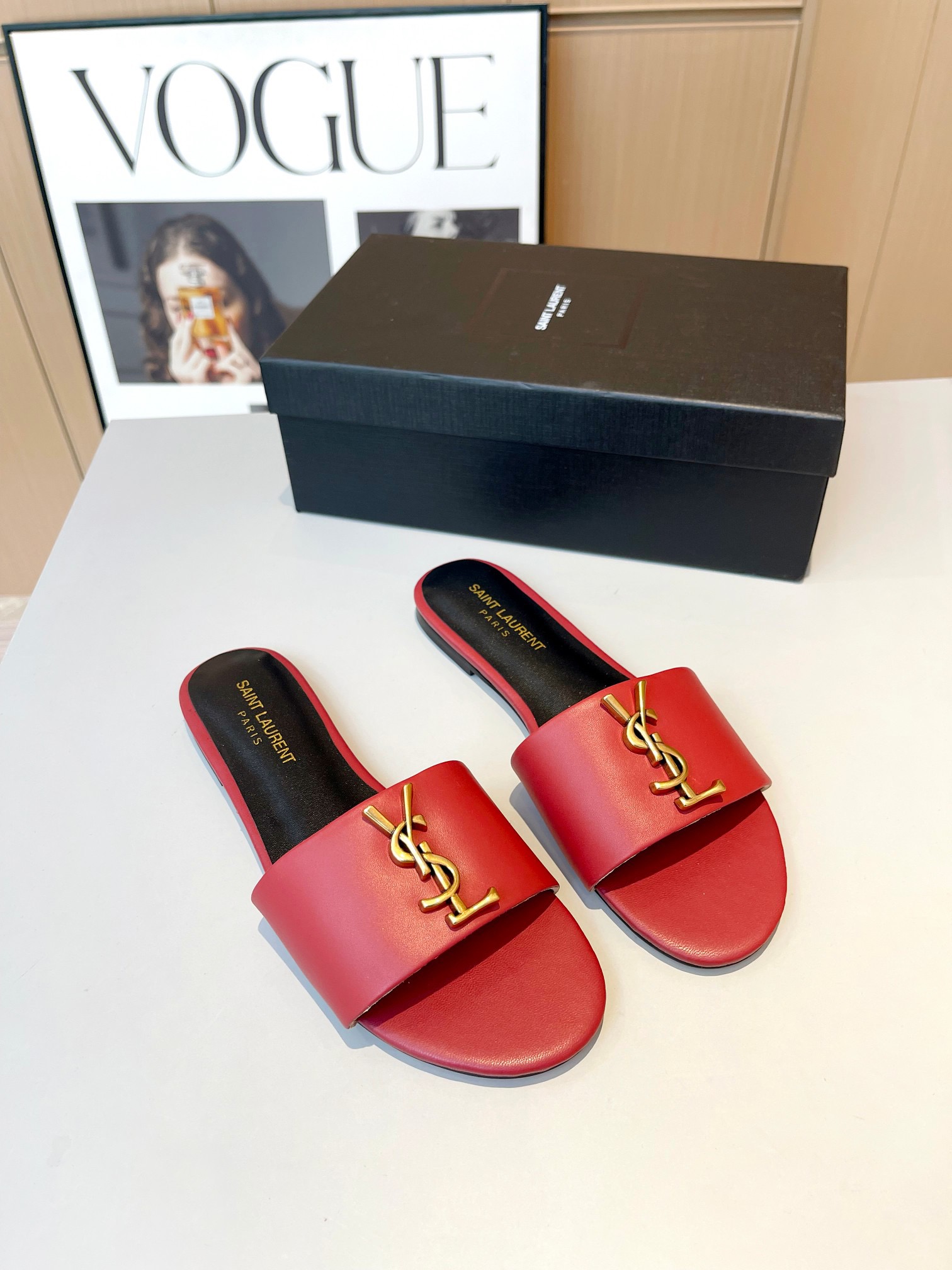 SAINT LAURENT Counter flat bottom slippers