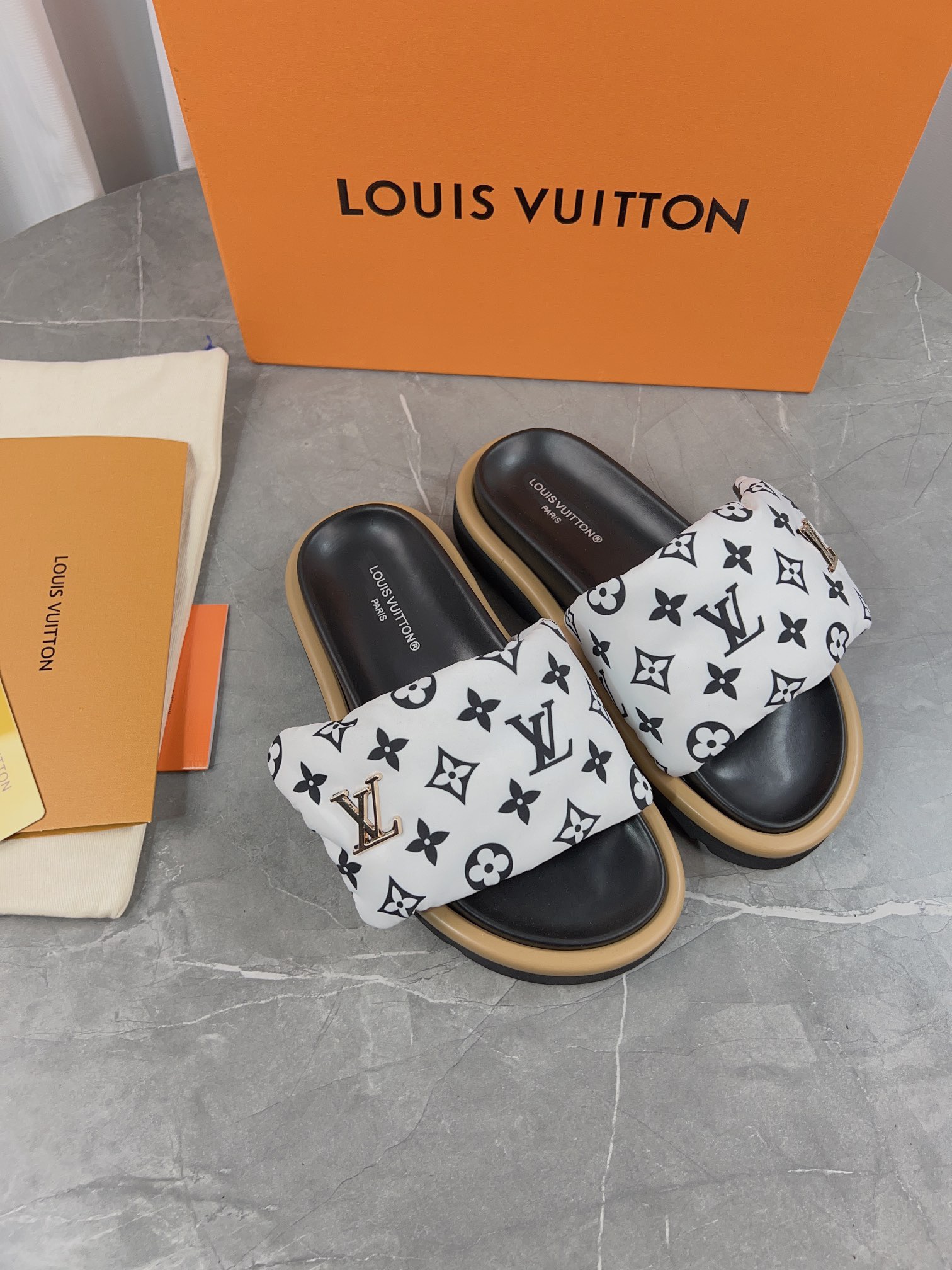 LV Pool Pillow Comfort Embossed logo flat bottom slippers