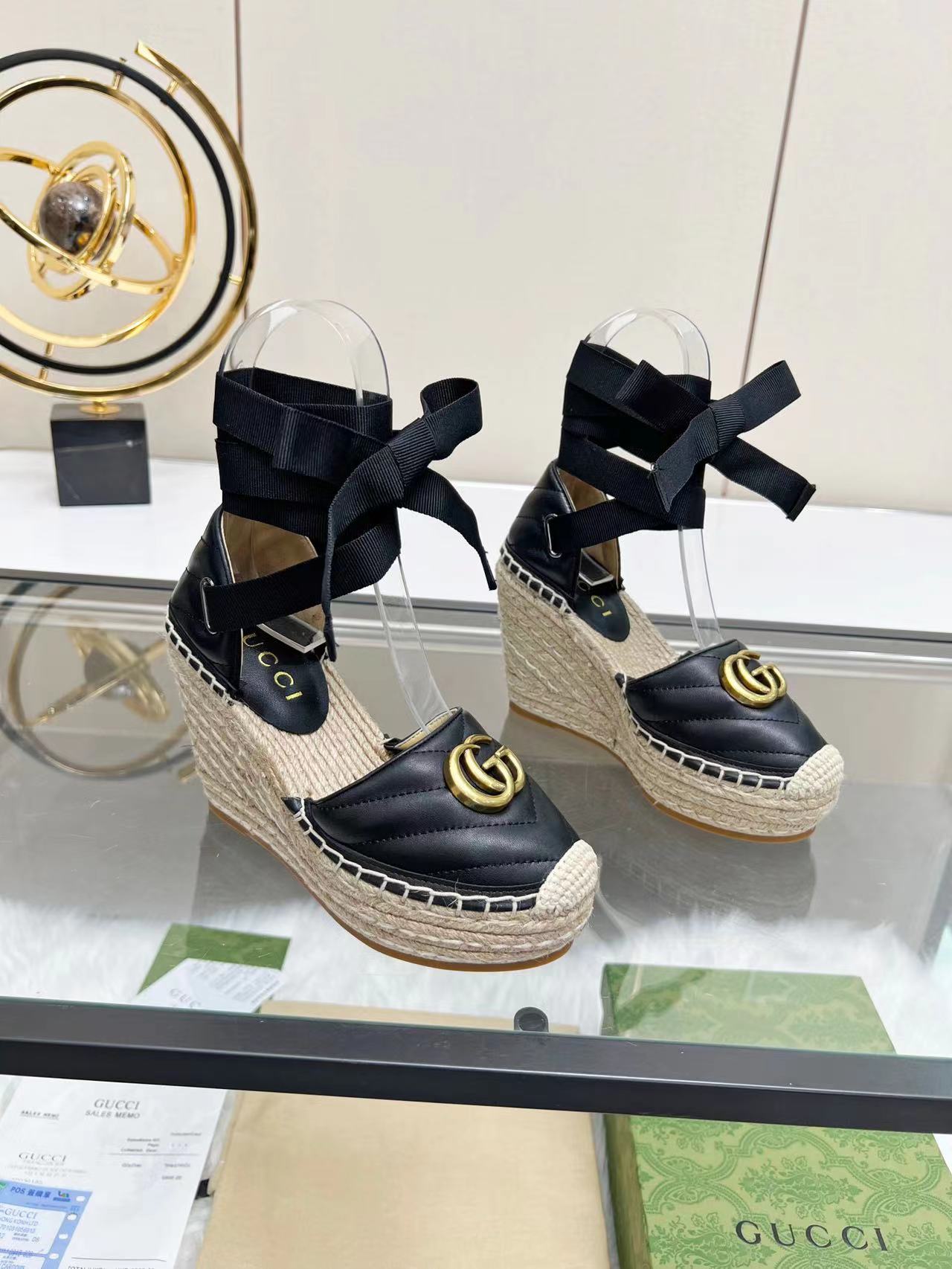 GUCCI New Slope Heel Thick Sole Fisherman Sandals