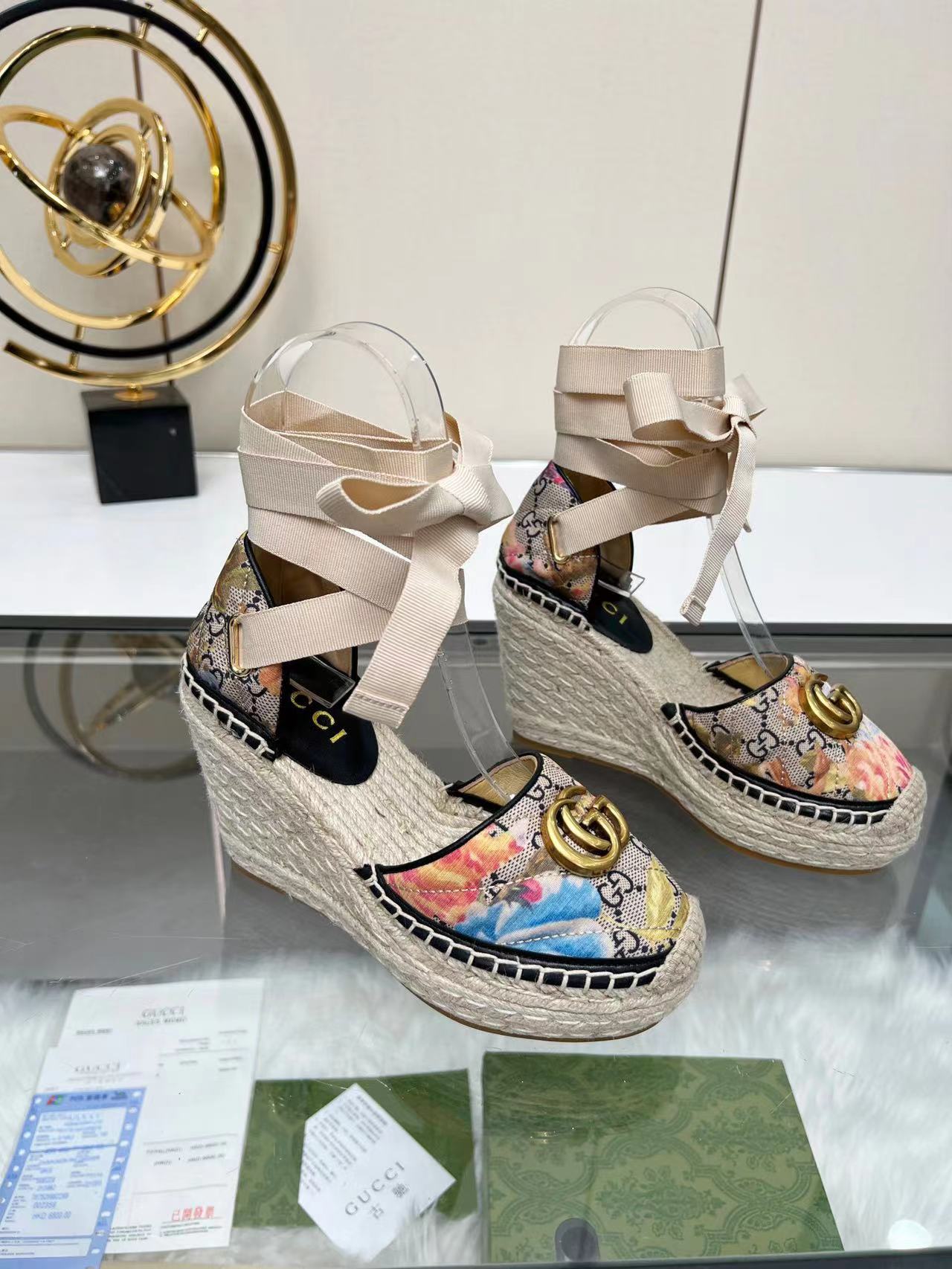 GUCCI New Slope Heel Thick Sole Fisherman Sandals