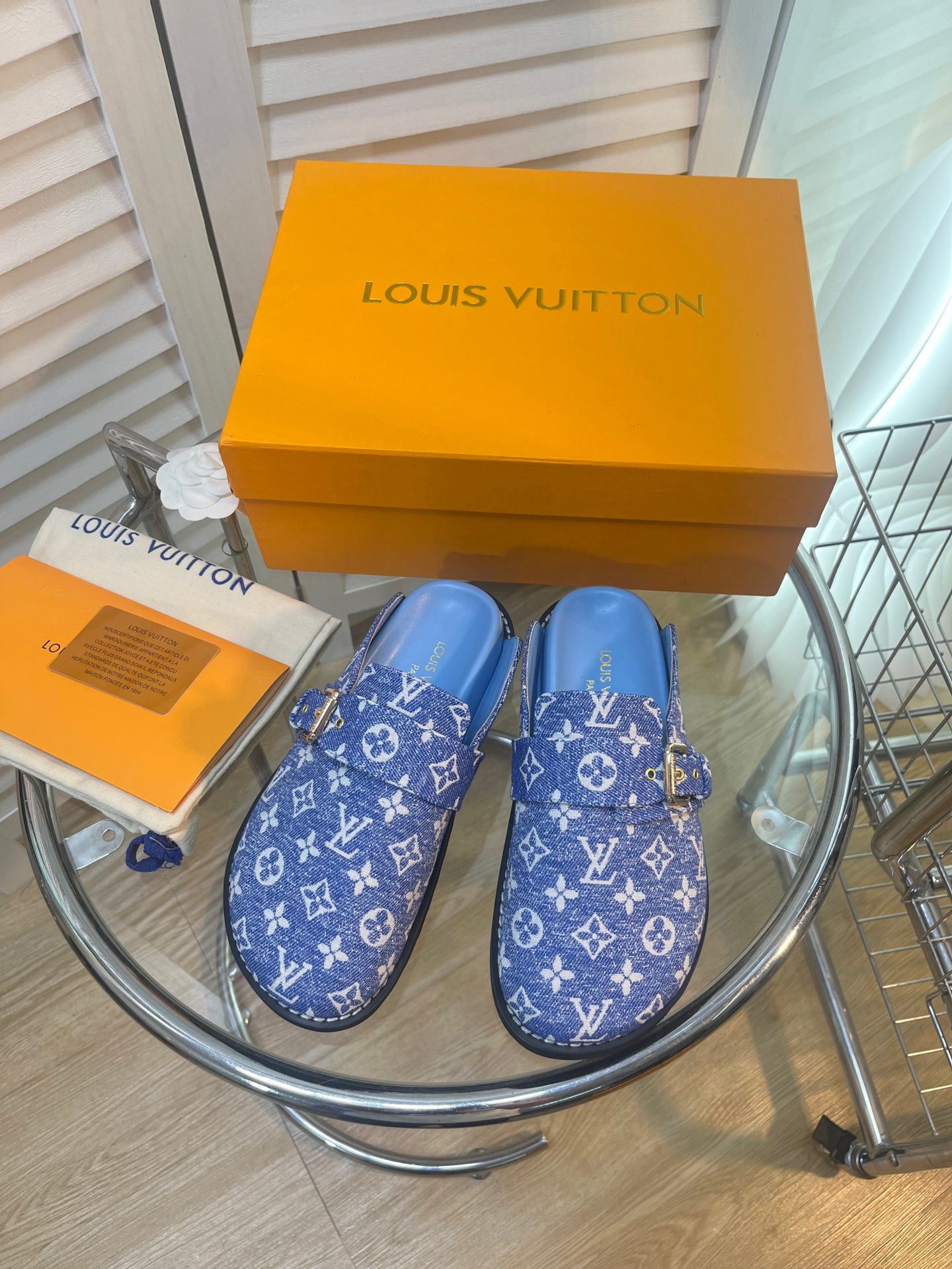 LV Monogram winterbreak comfert scuff slippers