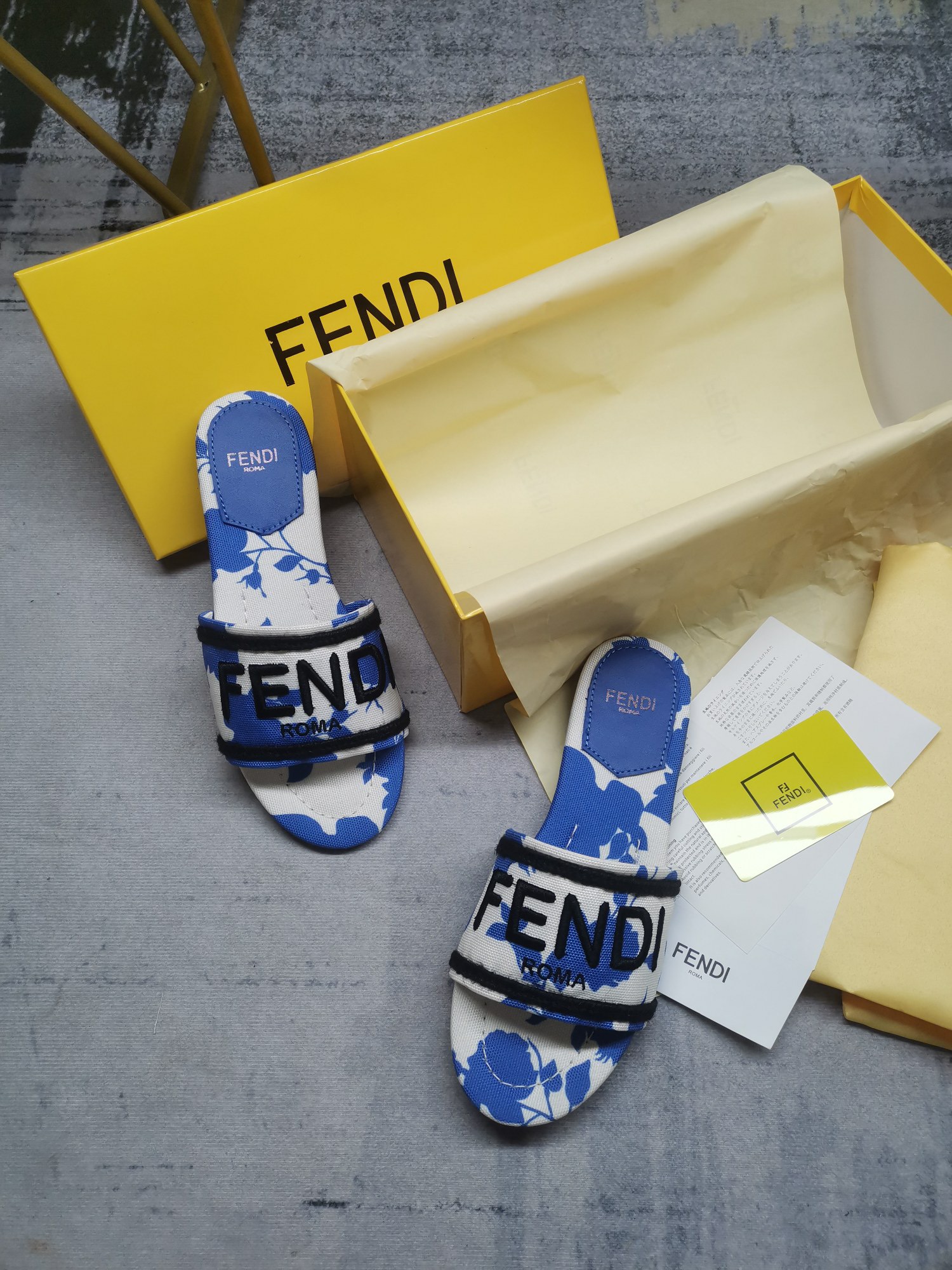 Fendi Canvas embroidered flat bottomed slippers