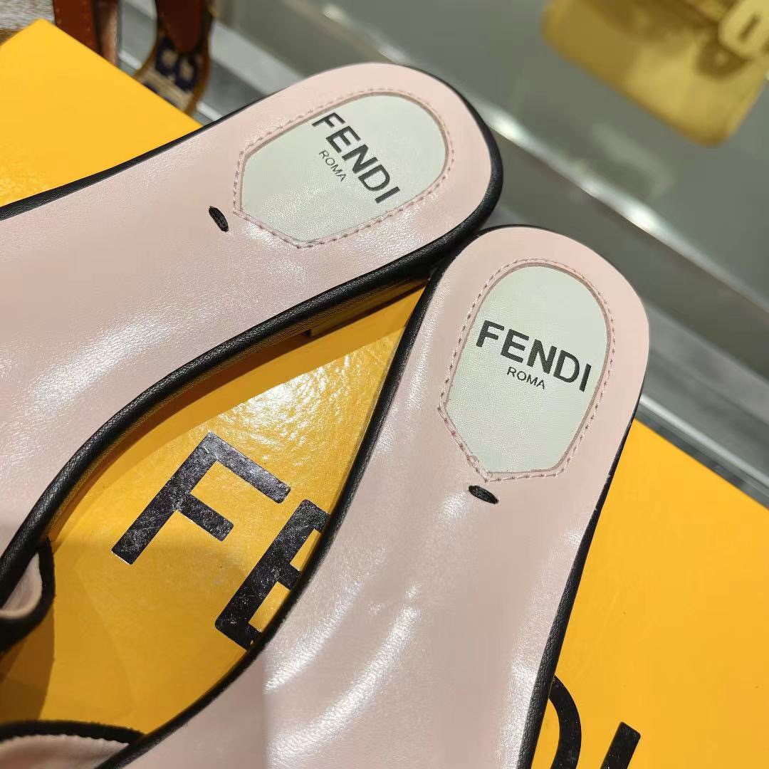 Fendi 5D color embroidered flat bottomed slippers