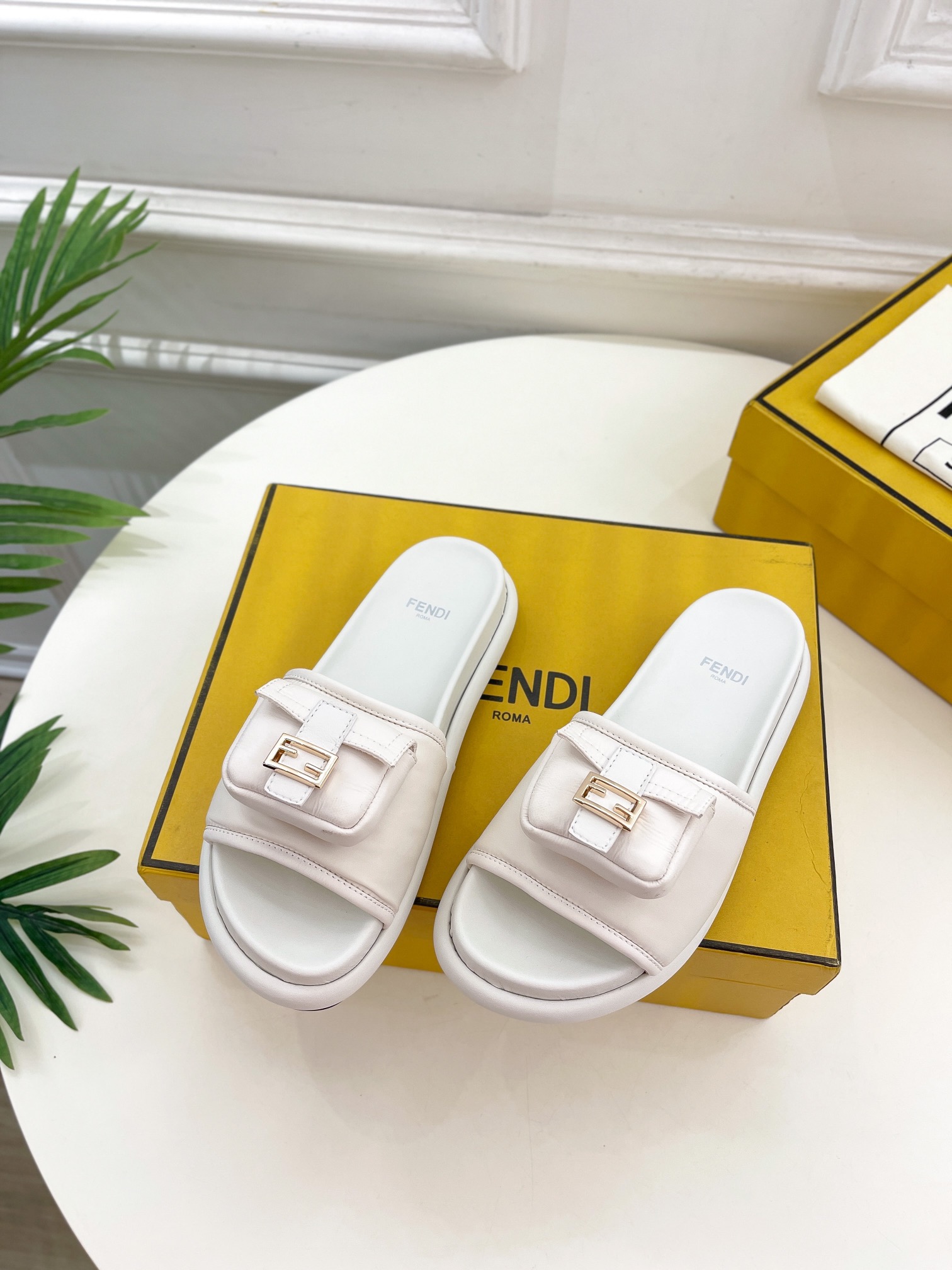 Fendi Space cotton pocket casual slippers