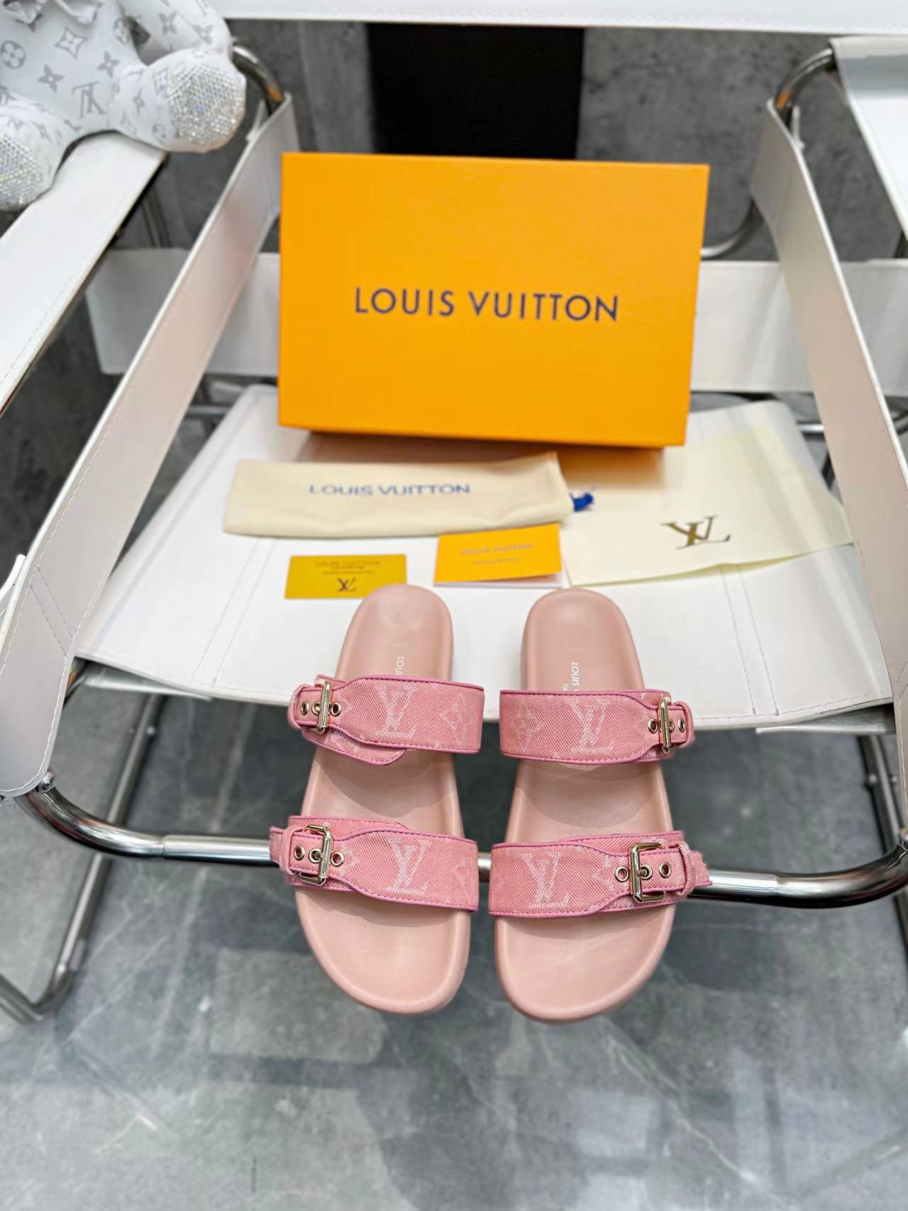 LV Double printed slippers