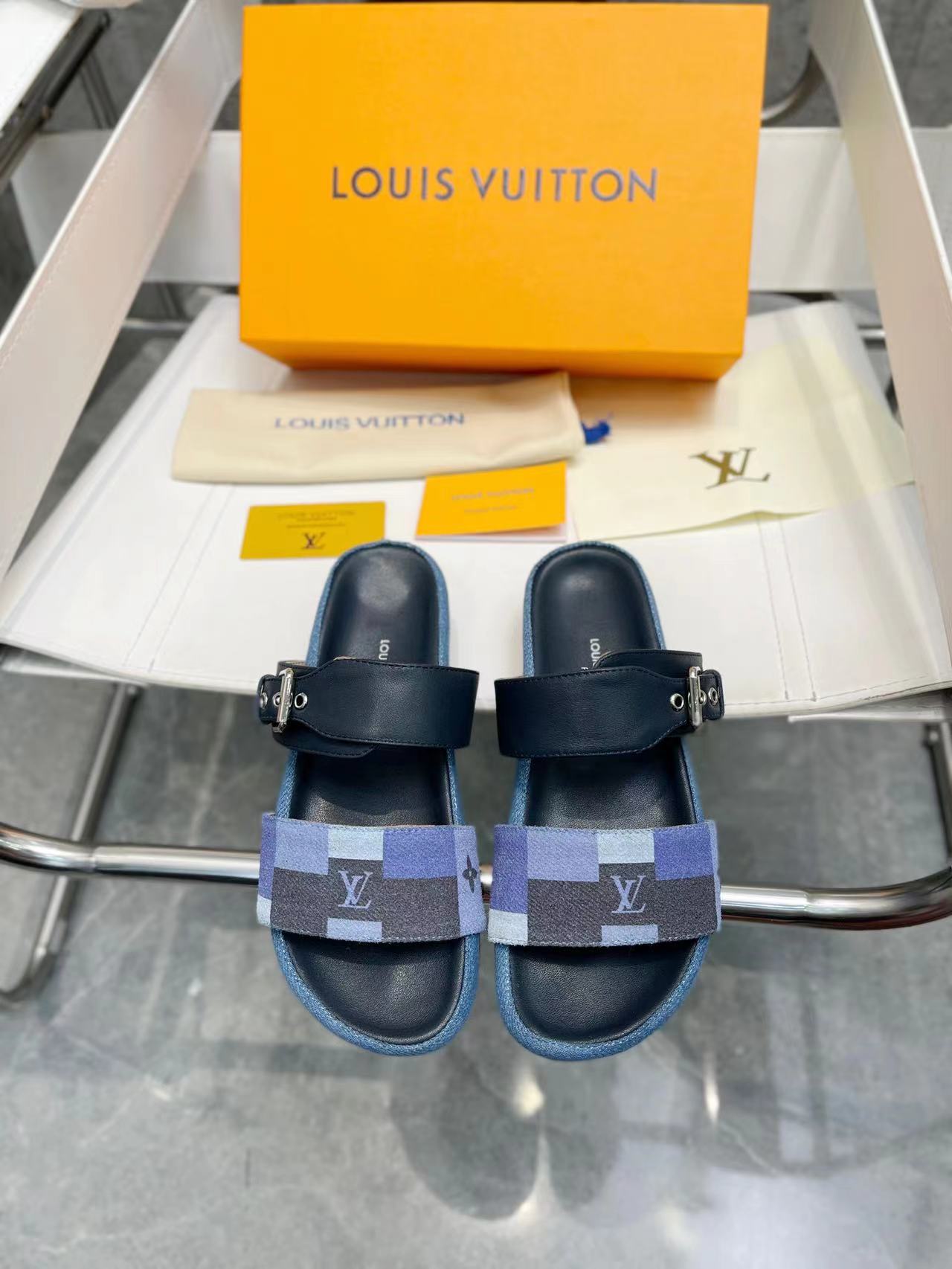 LV Double printed slippers