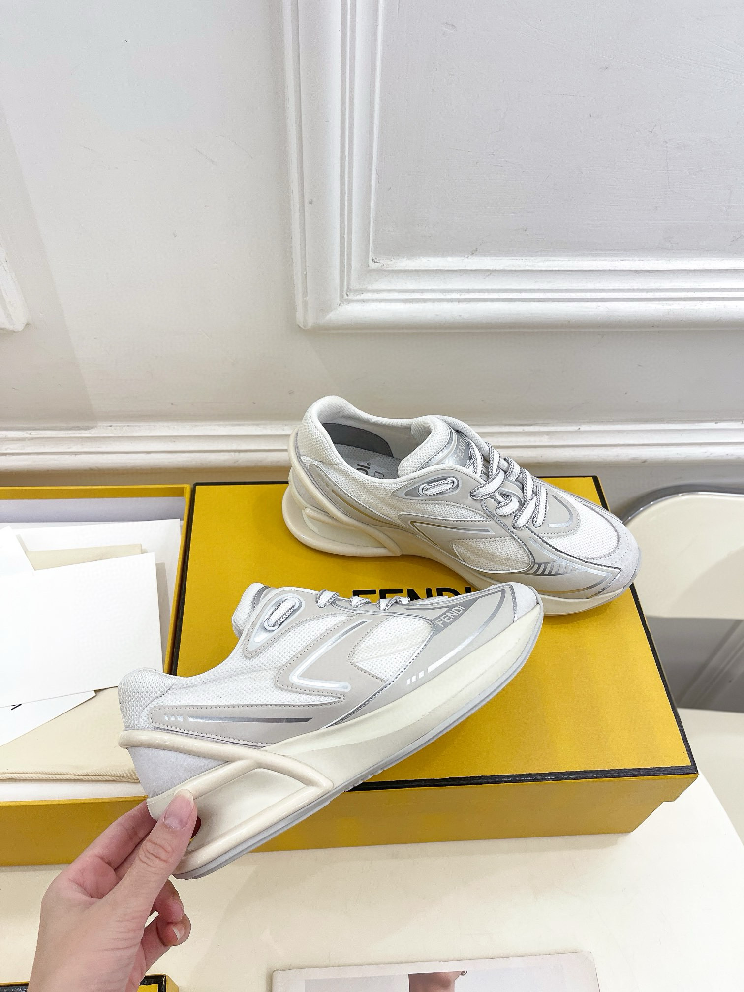 Fendi first Sports and leisure shoe series