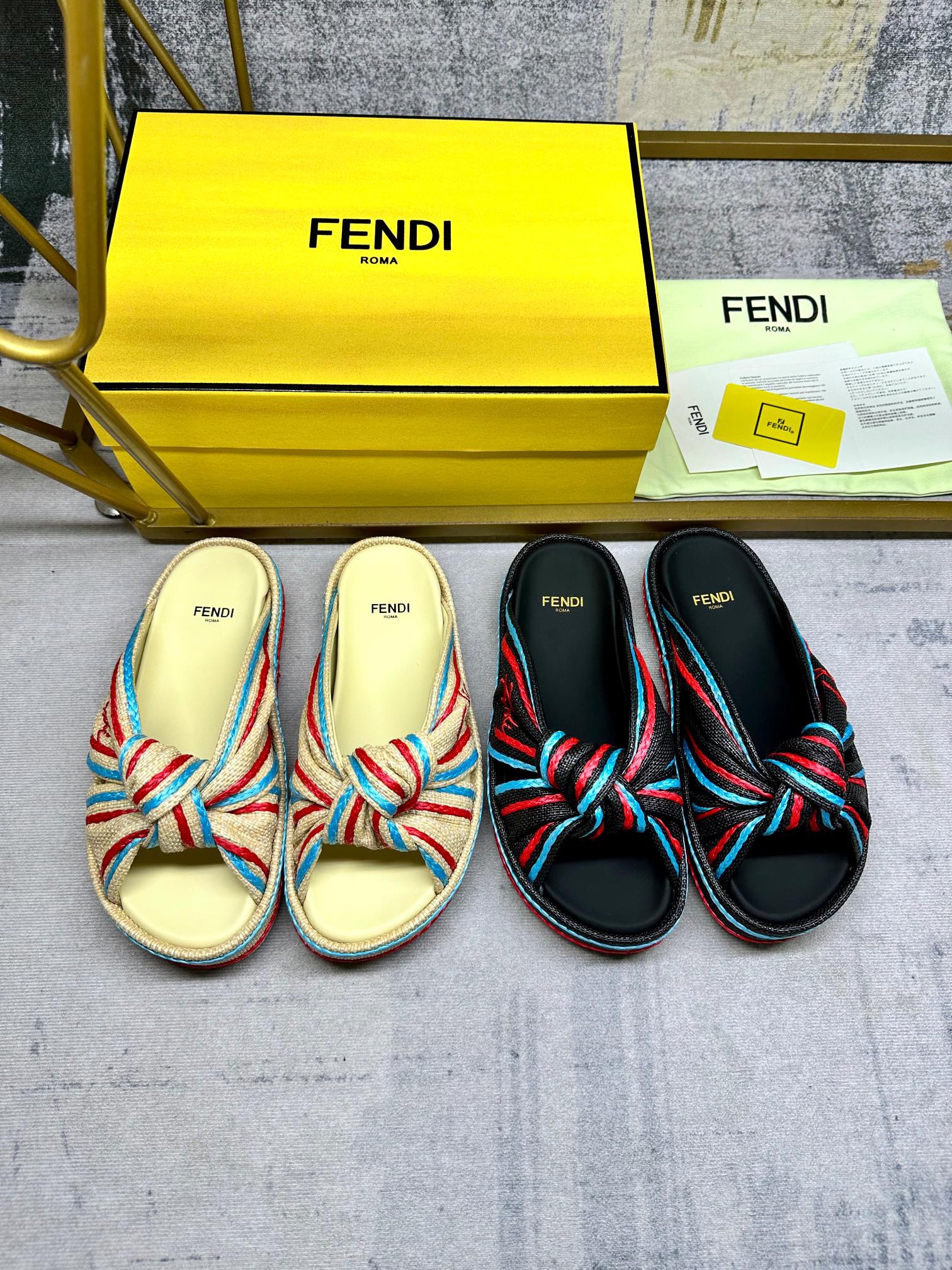 Fendi Flat soled thick soled shoes with tie and tie sandals