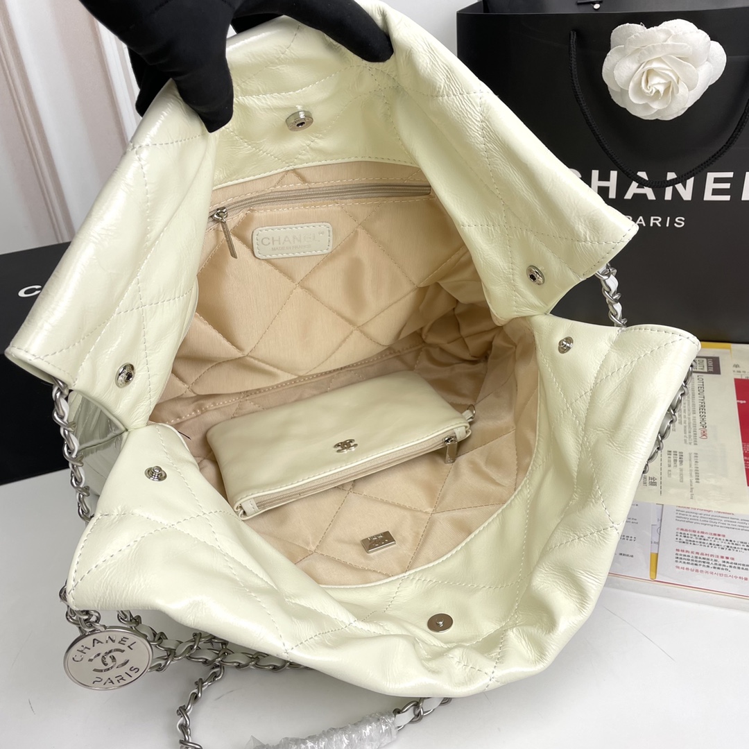 CHANEL Leisure drawstring snug fit bag