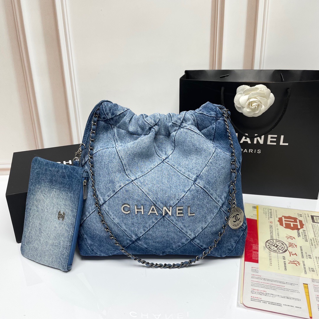 CHANEL Leisure drawstring snug fit bag