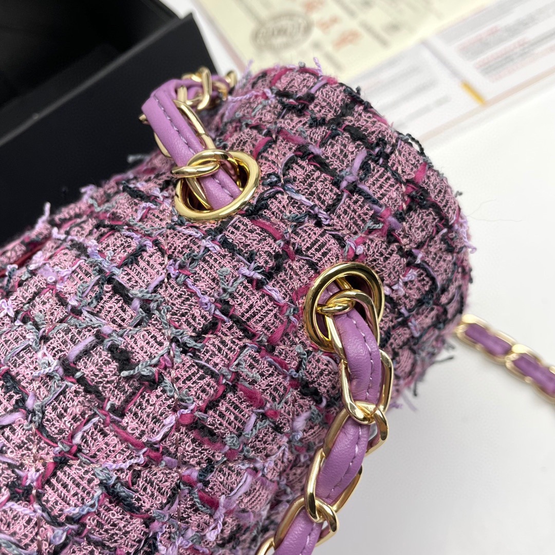 CHANEL Handmade fabric shoulder bag