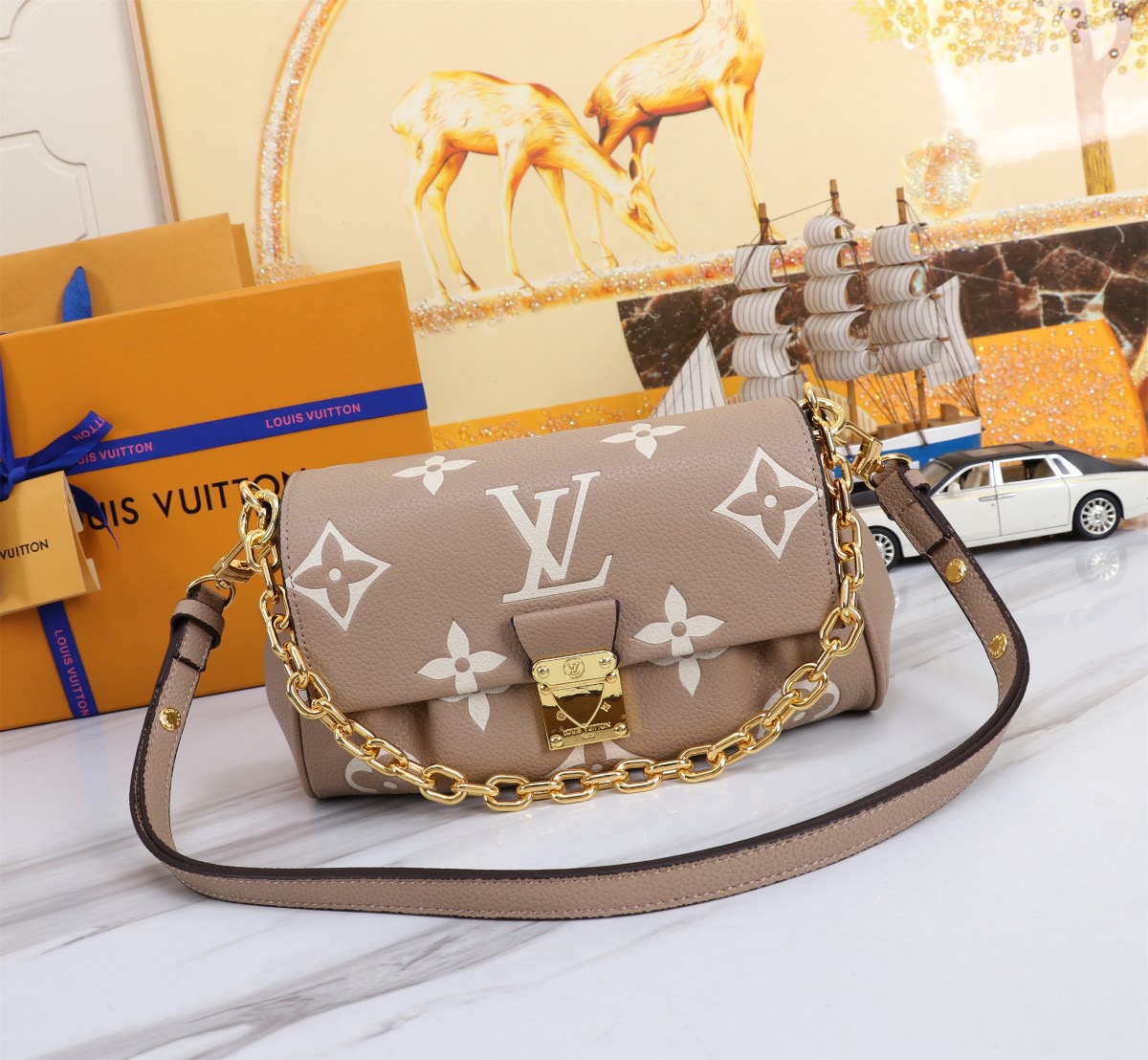 LV Printed handbag