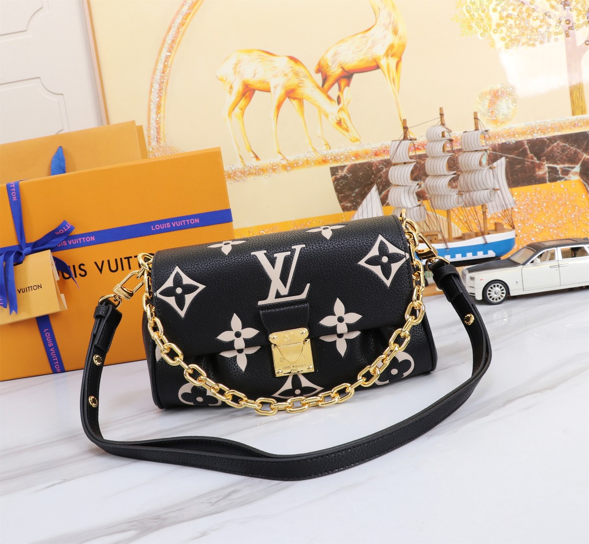 LV Printed handbag