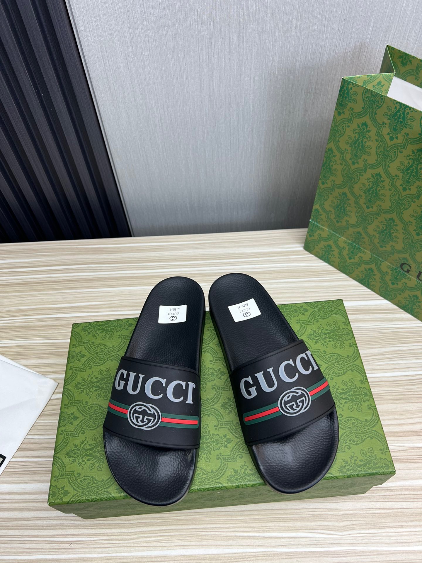 GUCCI slipper