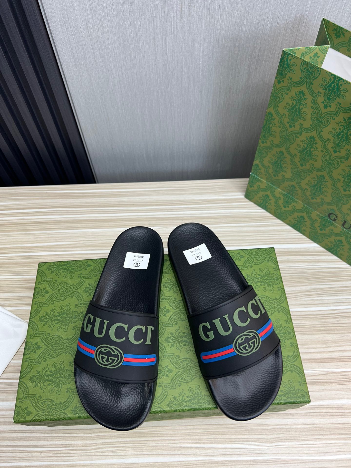 GUCCI slipper