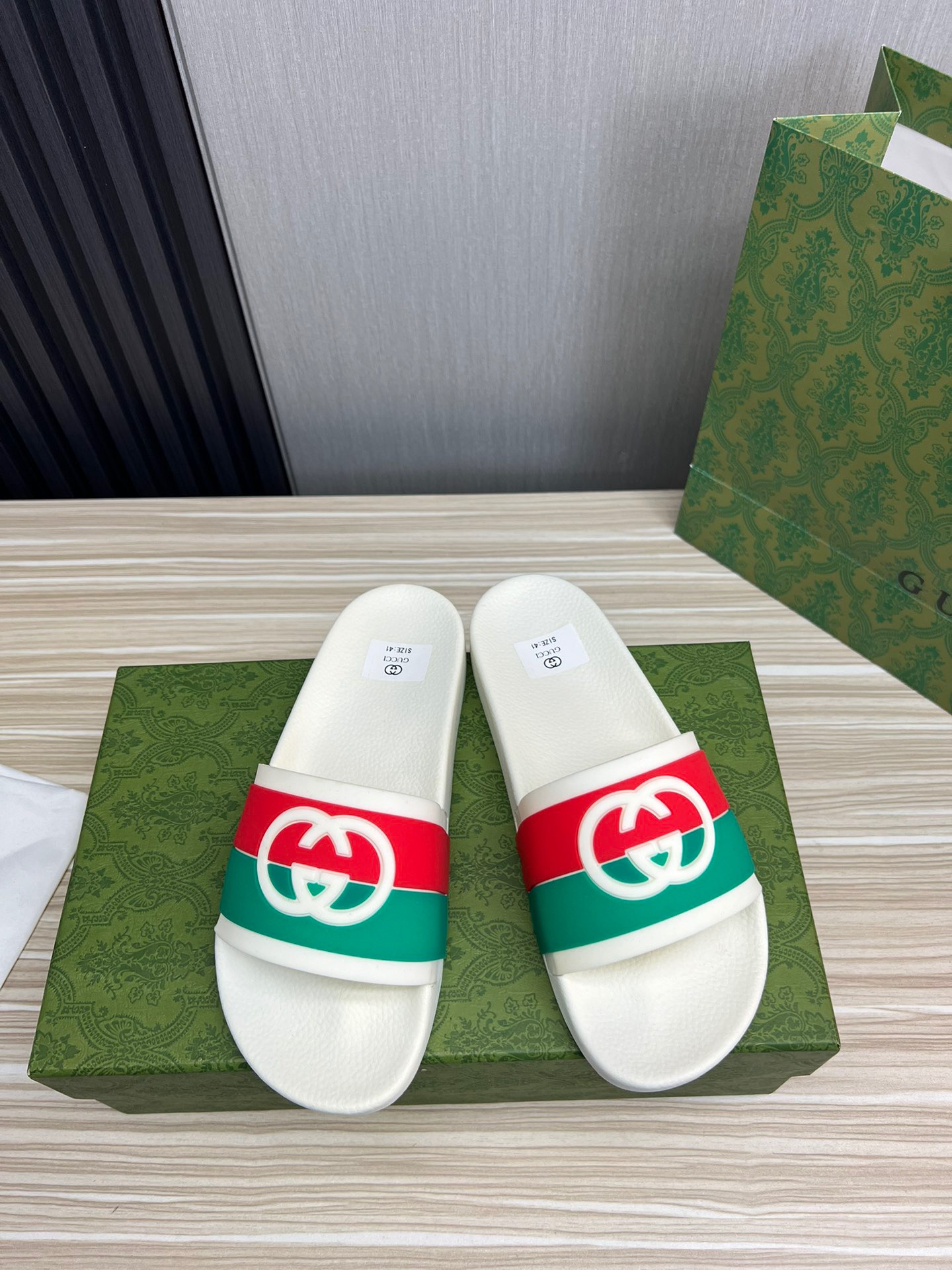 GUCCI slipper