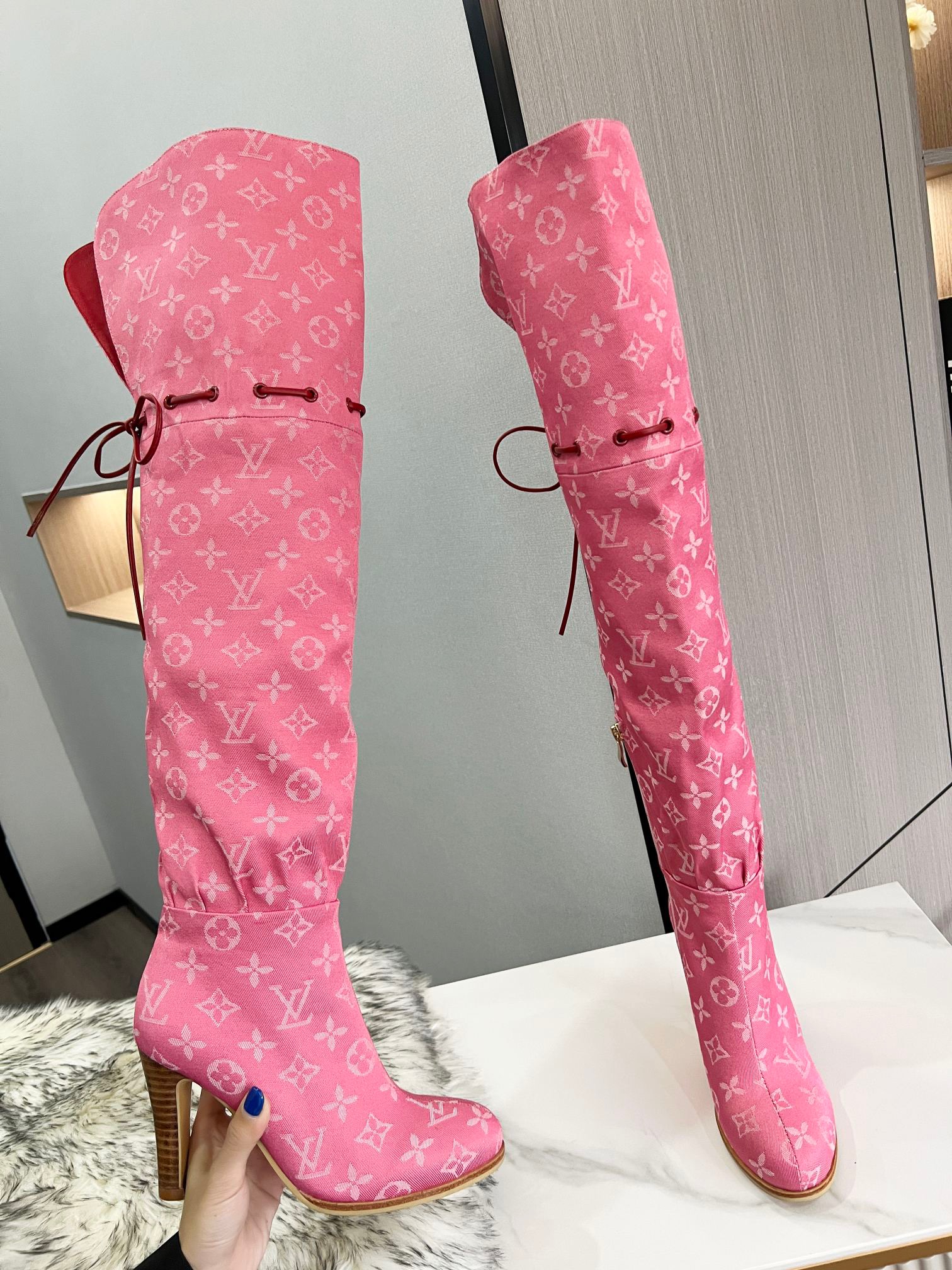 GUCCI boots