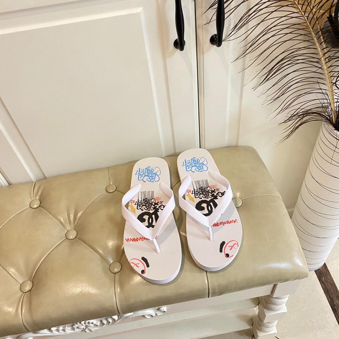 Dolce&Gabbana Beach flip flops