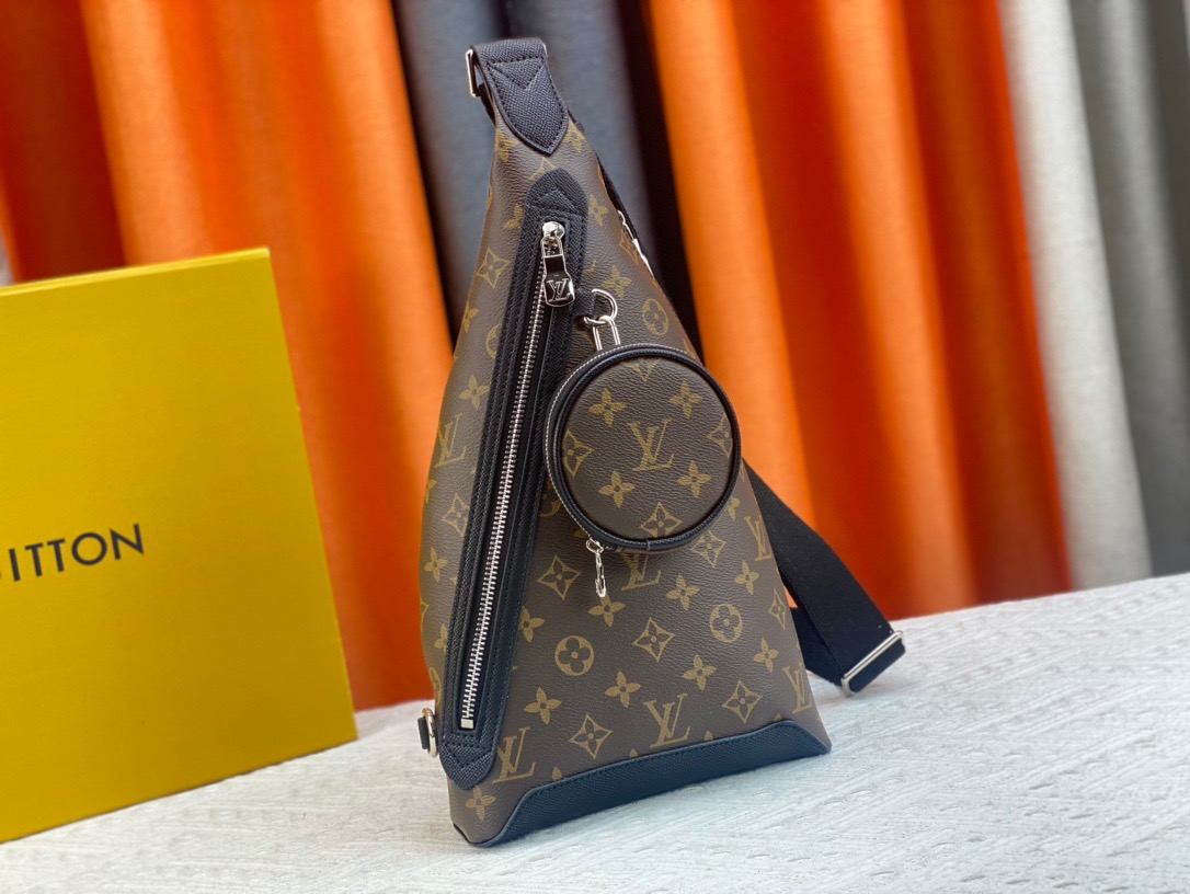 LV Single shoulder bag