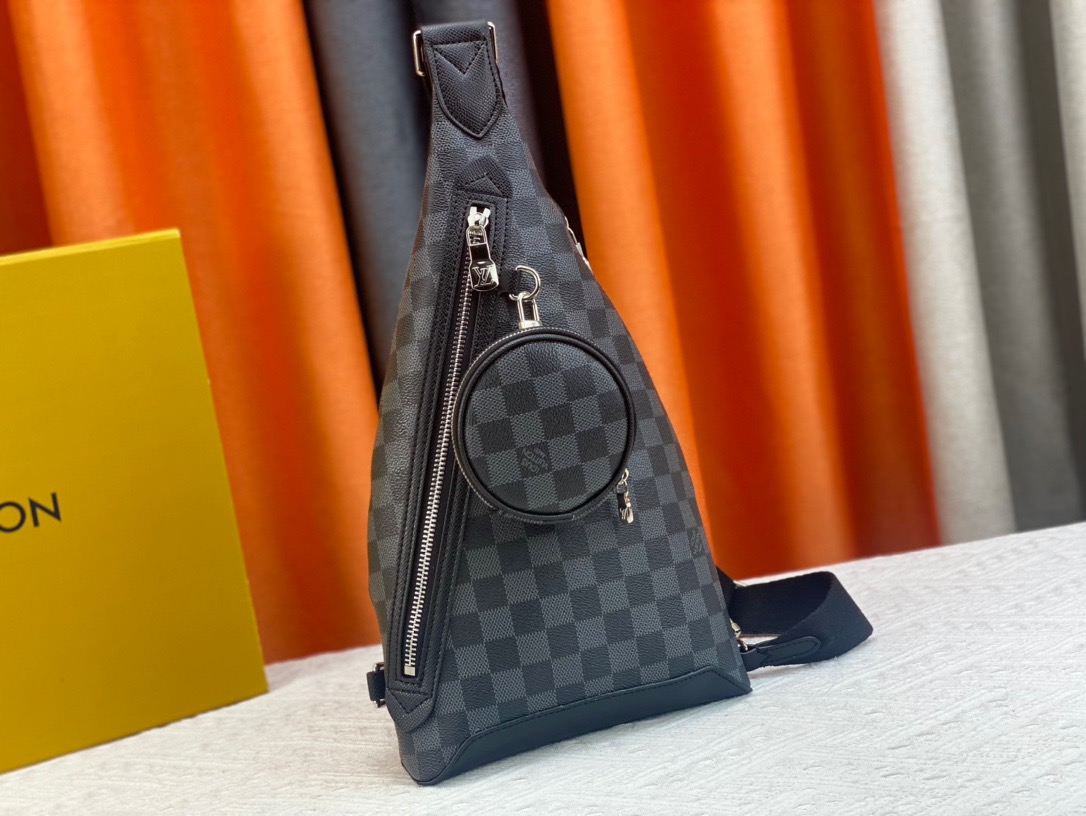 LV Single shoulder bag