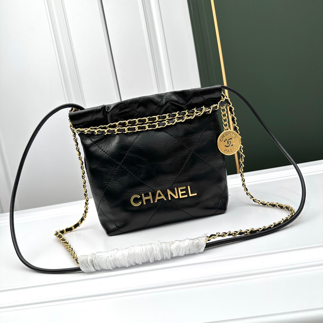 CHANEL bag