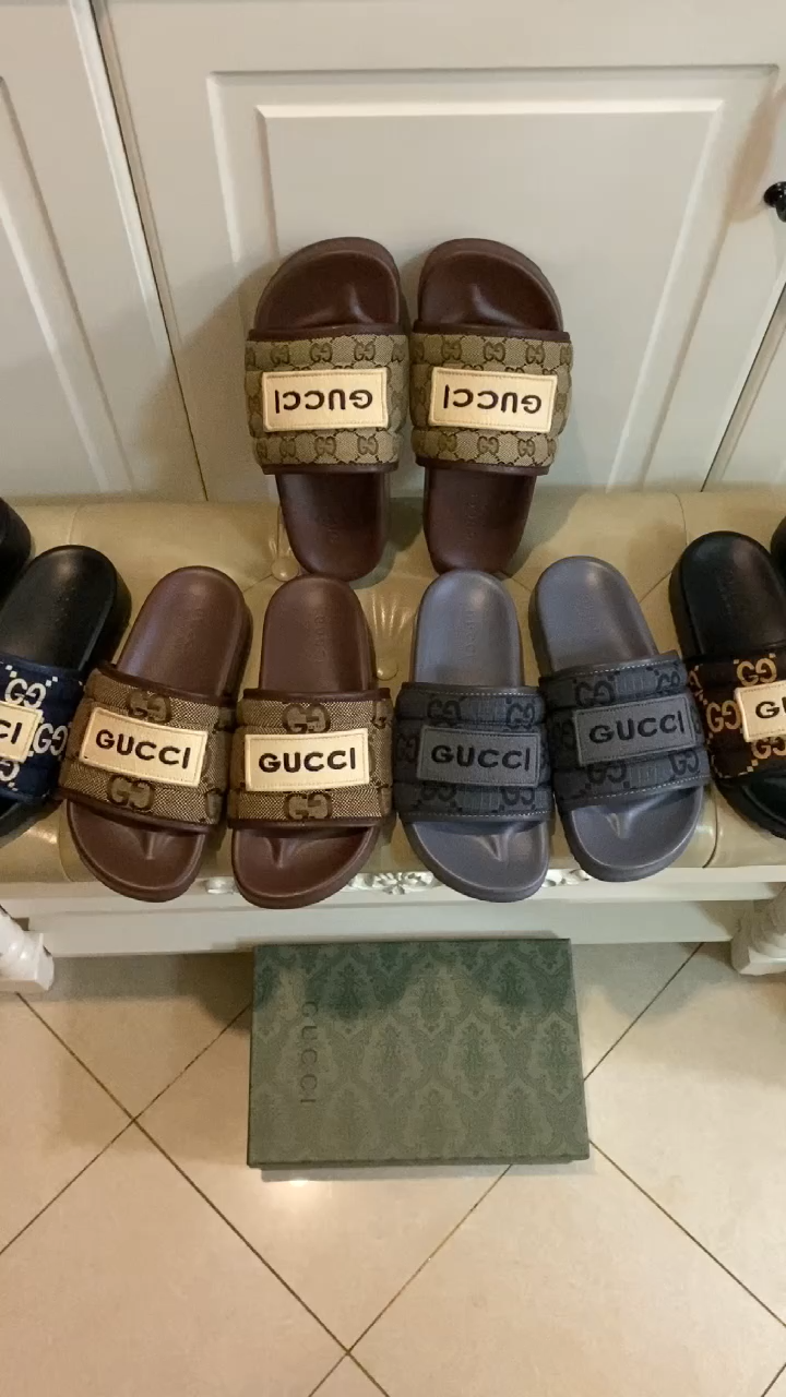 GUCCI  slipper