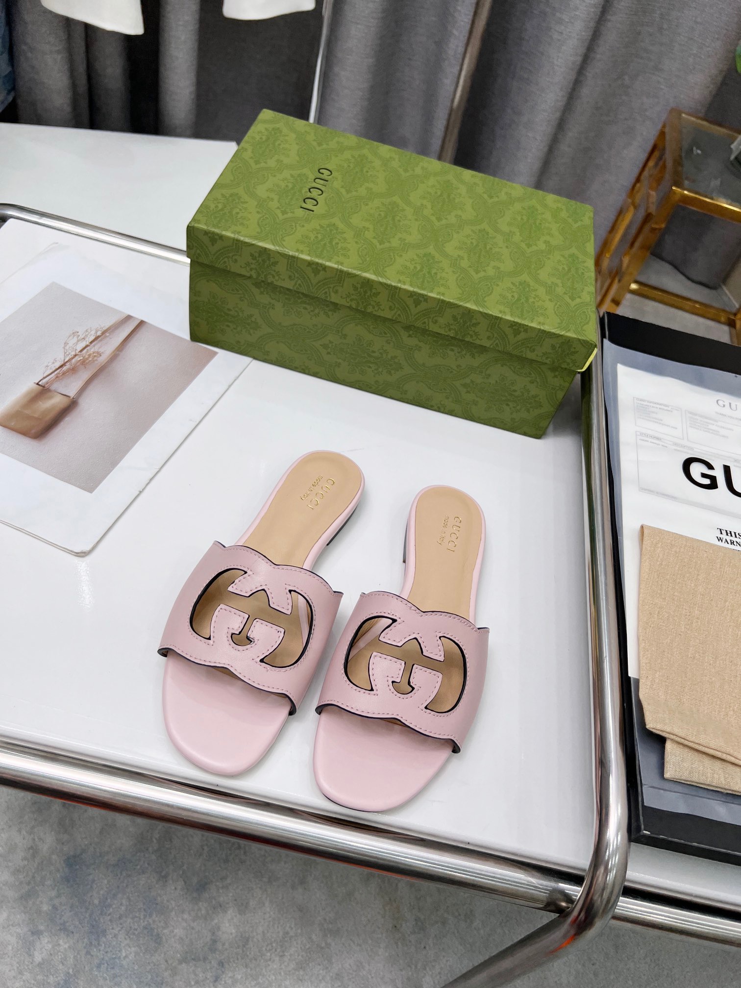 GUCCI GG slipper