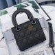 DIOR  MINI LADY BAG M0505SLOI_M989 (17cm*15cm*7cm)