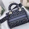 DIOR MEDIUM LADY D-LITE BAG M0565ORHM_M842 (24cm*20cm*11cm)