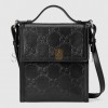 GUCCI GG EMBOSSED MESSENGER BAG 625782 1W3AN 1000 （20.5*18*4cm）