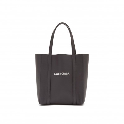 BALENCIAGA BLACK EVERYDAY LEATHER TOTE BAG  BALENCIAGA  MATCHESFASHION US (24.1*21.5*7.6cm)