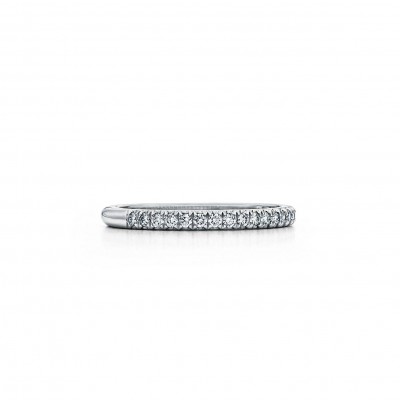 TIFFANY SOLESTE® FULL ETERNITY RING IN PLATINUM WITH DIAMONDS