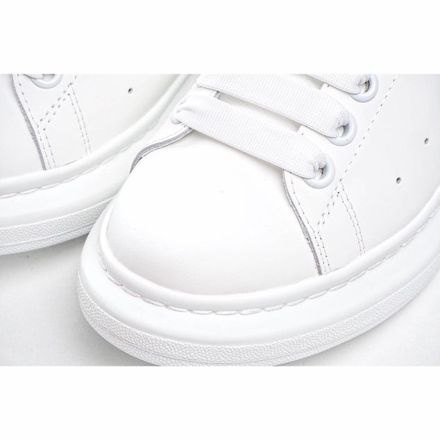  Alexander McQueen sole sneakers