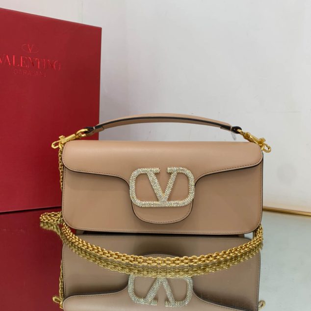  Valentino