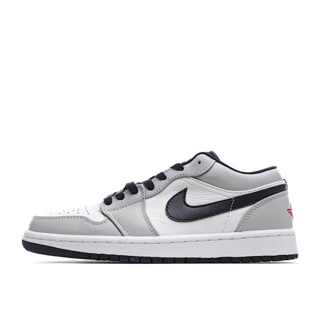  Air Jordan 1 Low ‘Light Smoke Grey’