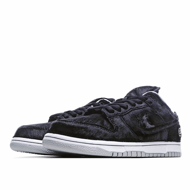  Nike SB Dunk Low Black Horsehair