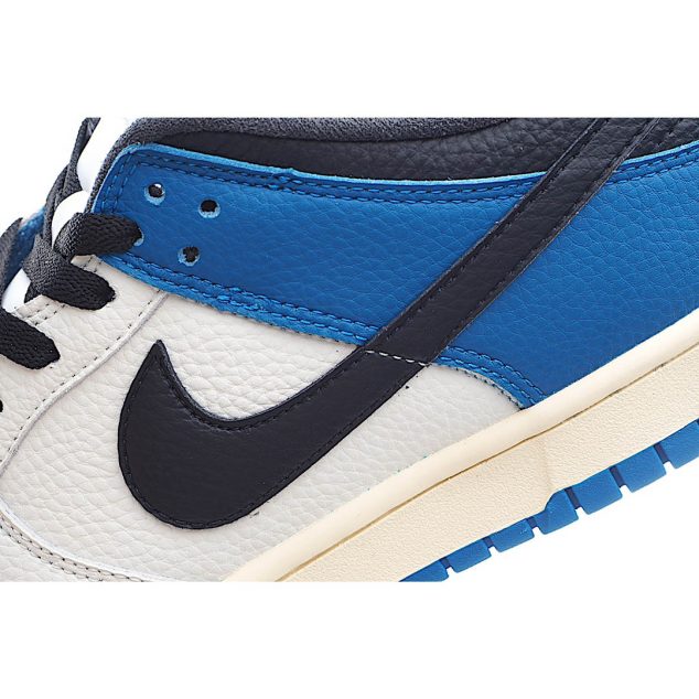  Nike SB Dunk Low White Blue Black Tick