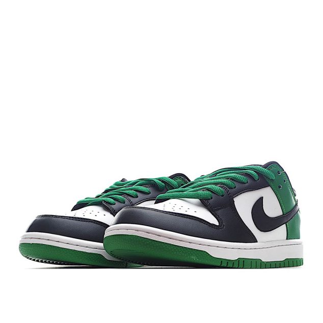  Nike SB Dunk Low Classic Green Low Top Sneakers