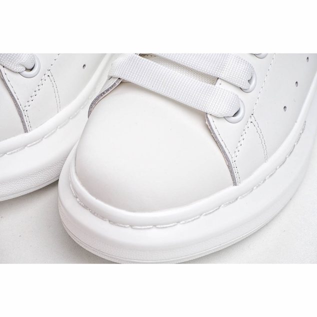  Alexander McQueen sole sneakers