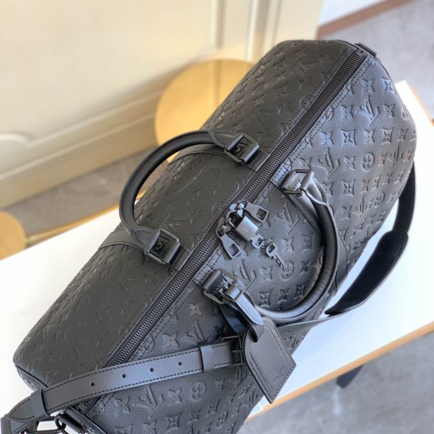  Louis Vuitton Travel bag Size: 50 x 29 x 23 cm